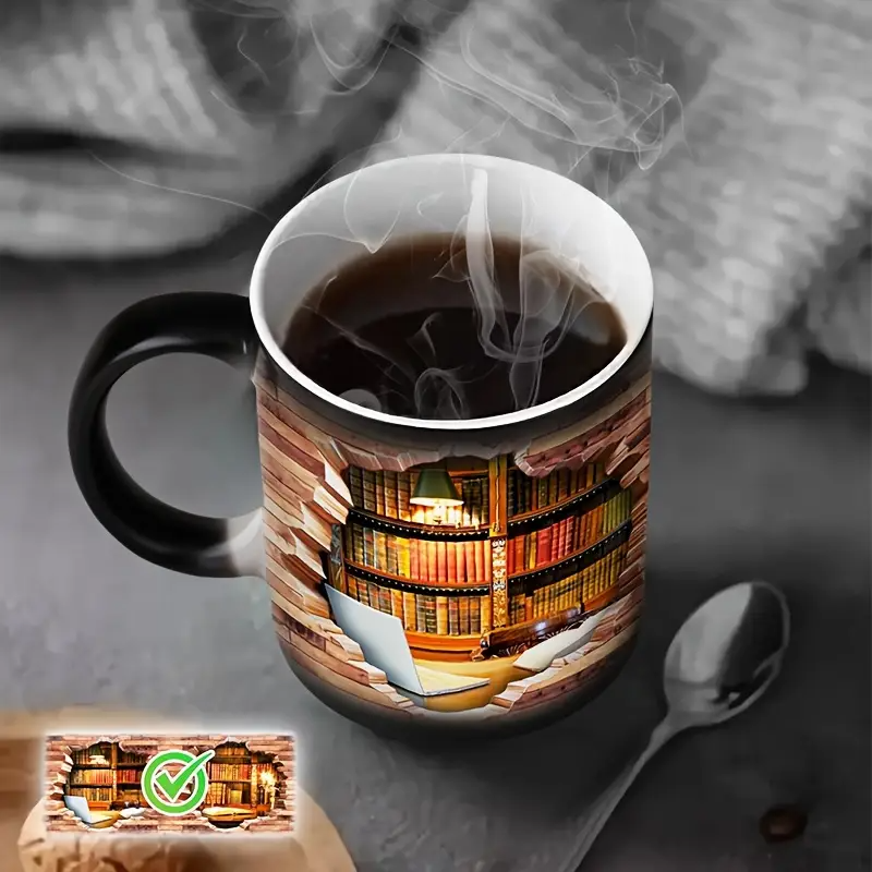 Lampada Decorativa Premium – Enchanting Bookshelf Heat-Reveal Ceramic Mug