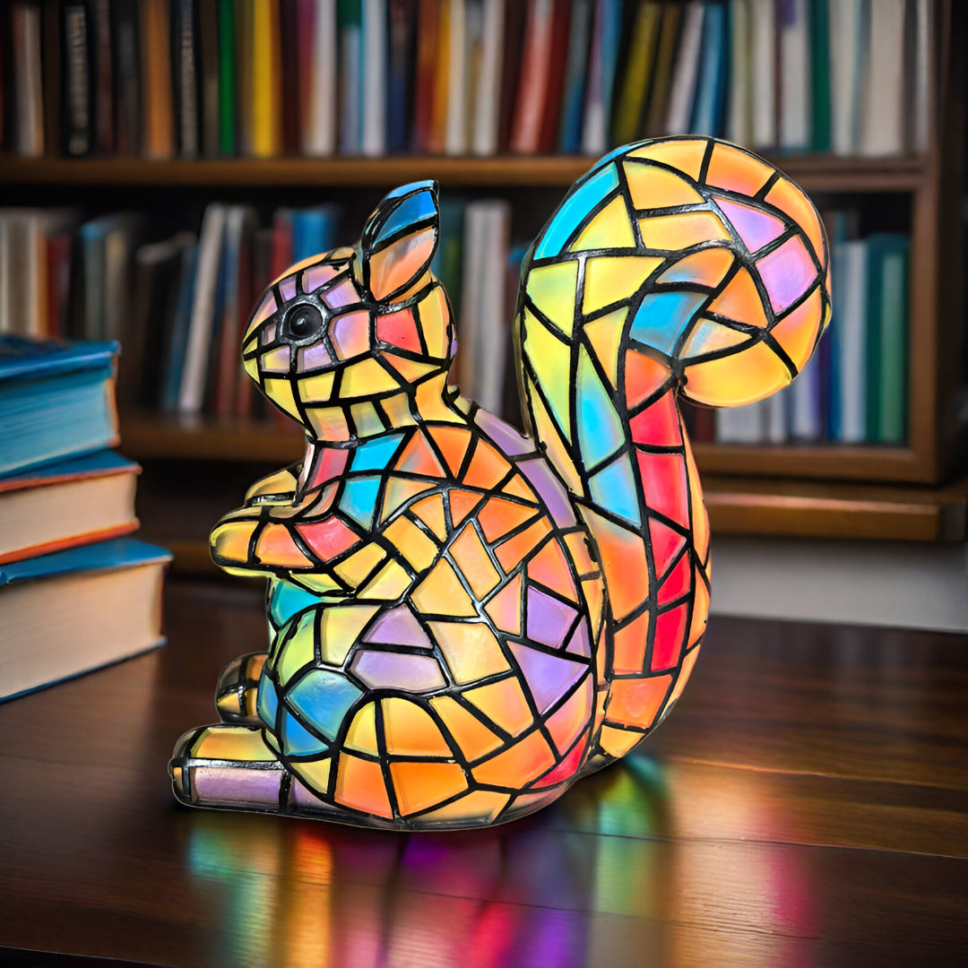 Lampada Decorativa Premium – Alvin: Enchanting Squirrel
