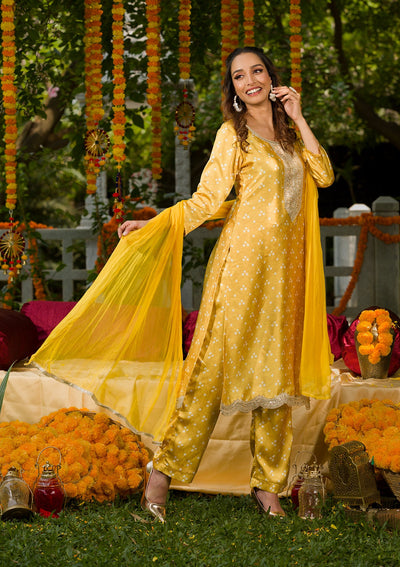 Yellow Bandhani Semi Crepe Readymade Salwar Suit